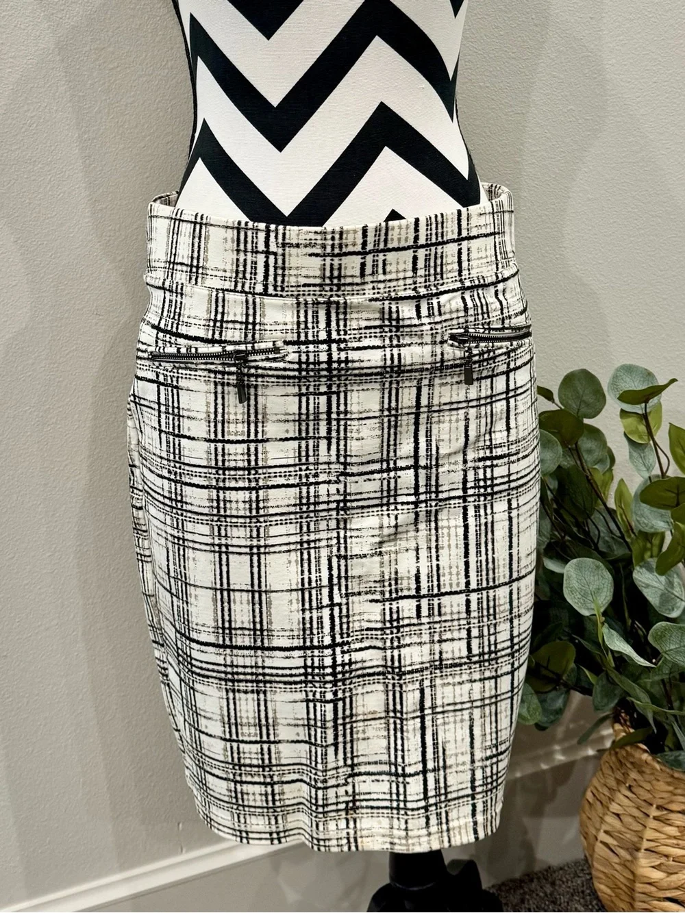 Liverpool Black and White Plaid Pencil Skirt